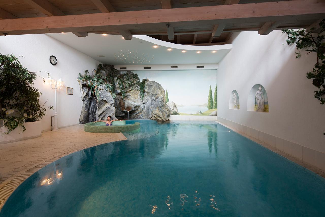 Dolomites Wellness Hotel Savoy La Villa  Dış mekan fotoğraf